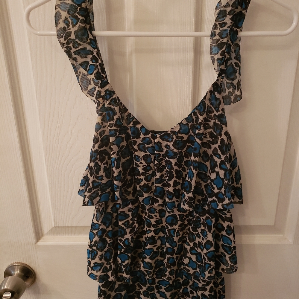 Ruffle tank top
